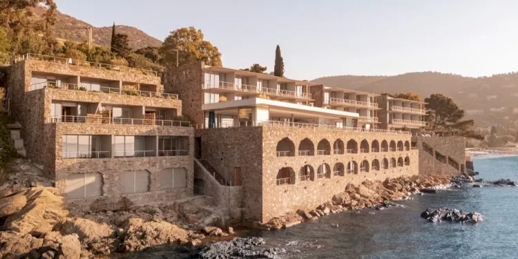 Hôtel Les Roches ☆ ☆ ☆ ☆