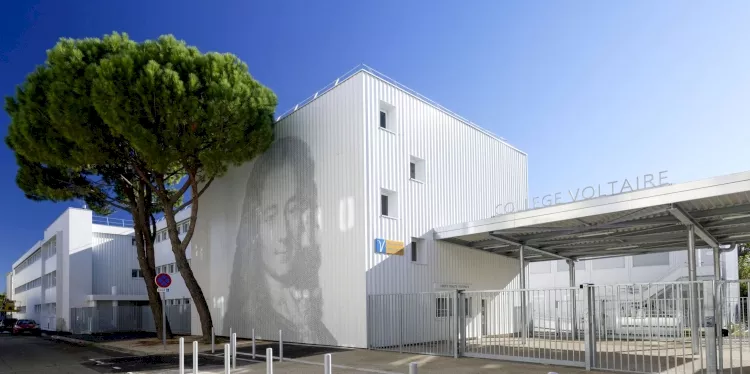 Collège Voltaire
